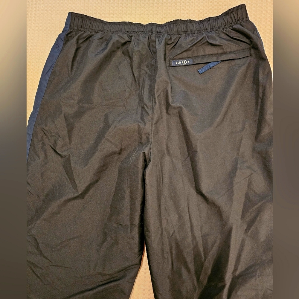 Old Navy Snow/Cold Weather Pants. Size Large   Black - Picture 7 of 10